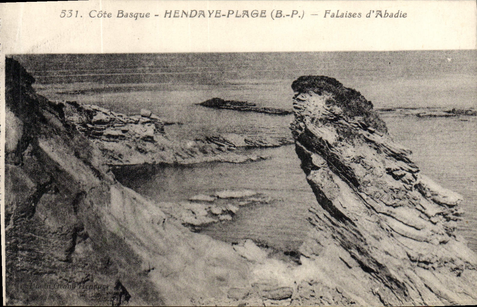 VINTAGE POSTCARD Hendaye Beach Cliffs of Abadie