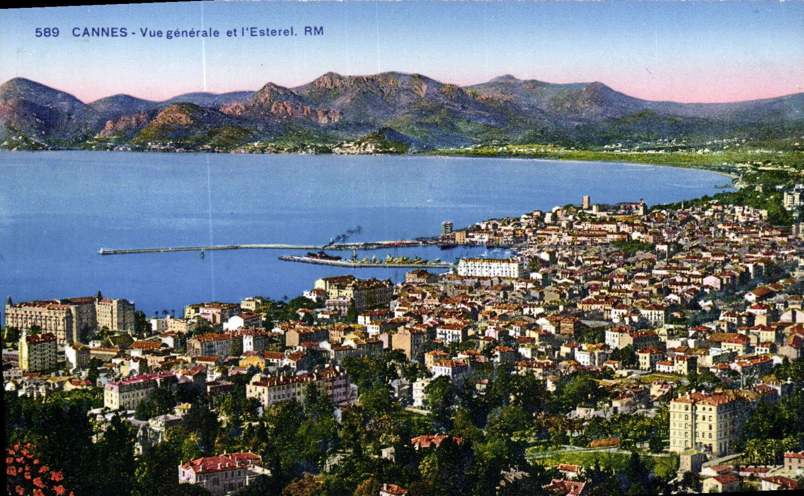 CPA Cannes Vue Generale et l'Esterel