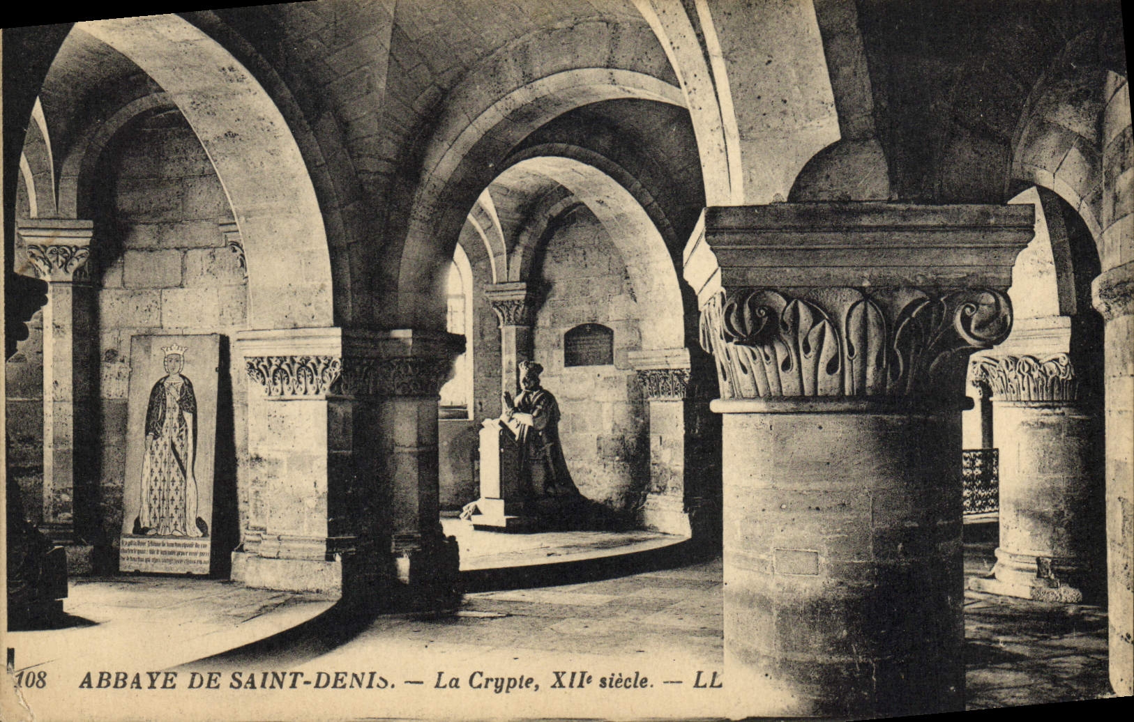 Abadía de la POSTAL de la VENDIMIA de Denis Saint la cripta