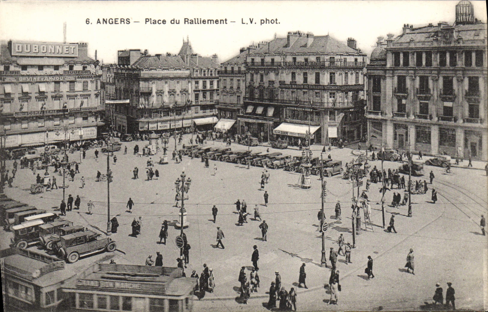CPA Angers Place Raillement