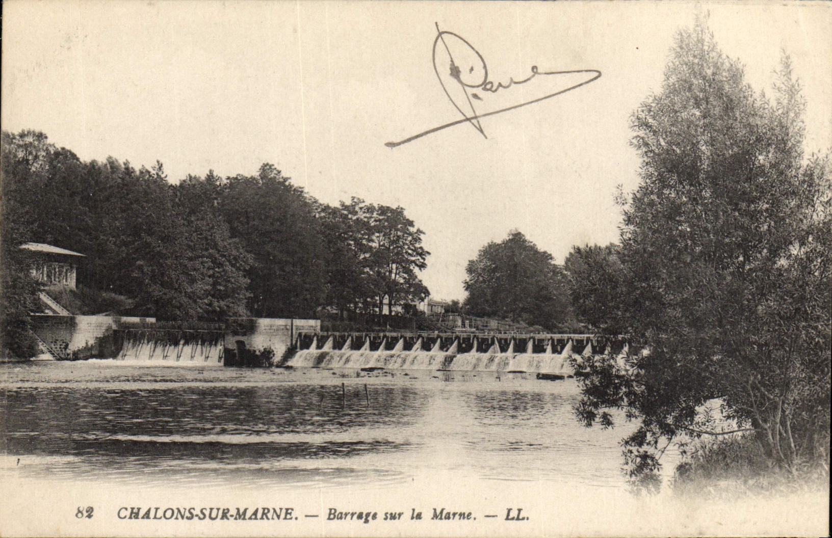 VINTAGE POSTCARD Trawl-nets On the Marne Stopping On the Marne