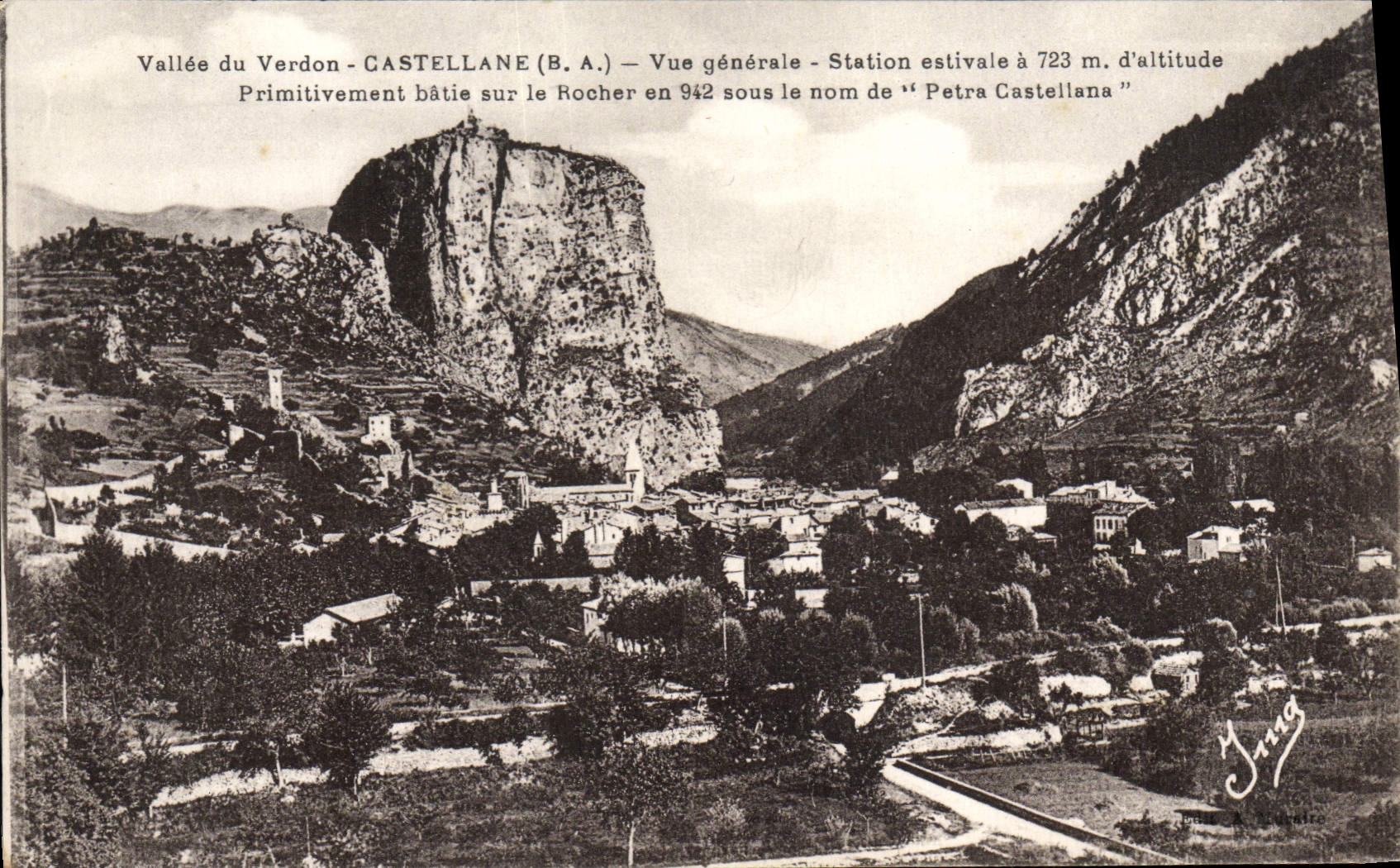 VINTAGE POSTCARD Valley of the Verdon Castellane View estival Station