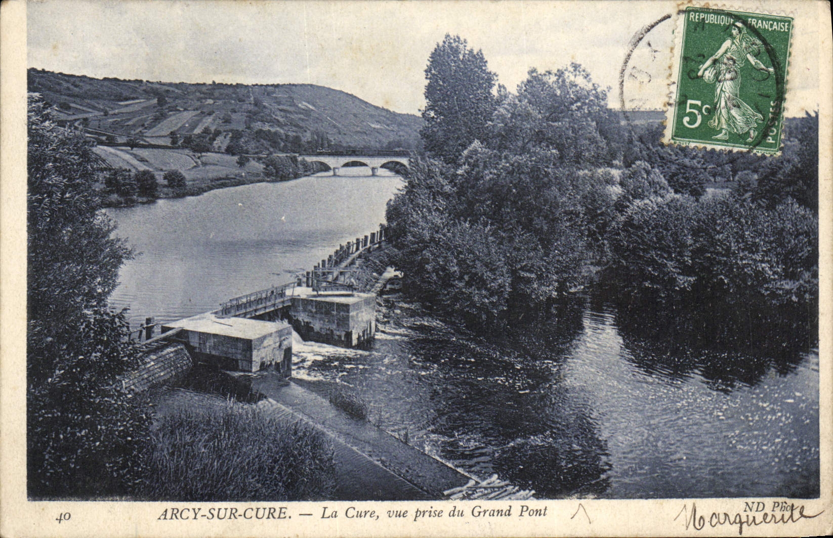 CPA Arcy Sur Cure La Cure Vue Prise du Grand Pont