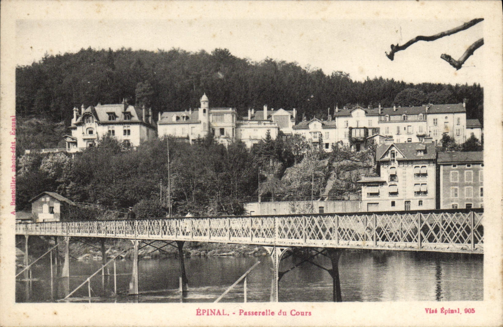 VINTAGE POSTCARD Epinal Footbridge of the Course