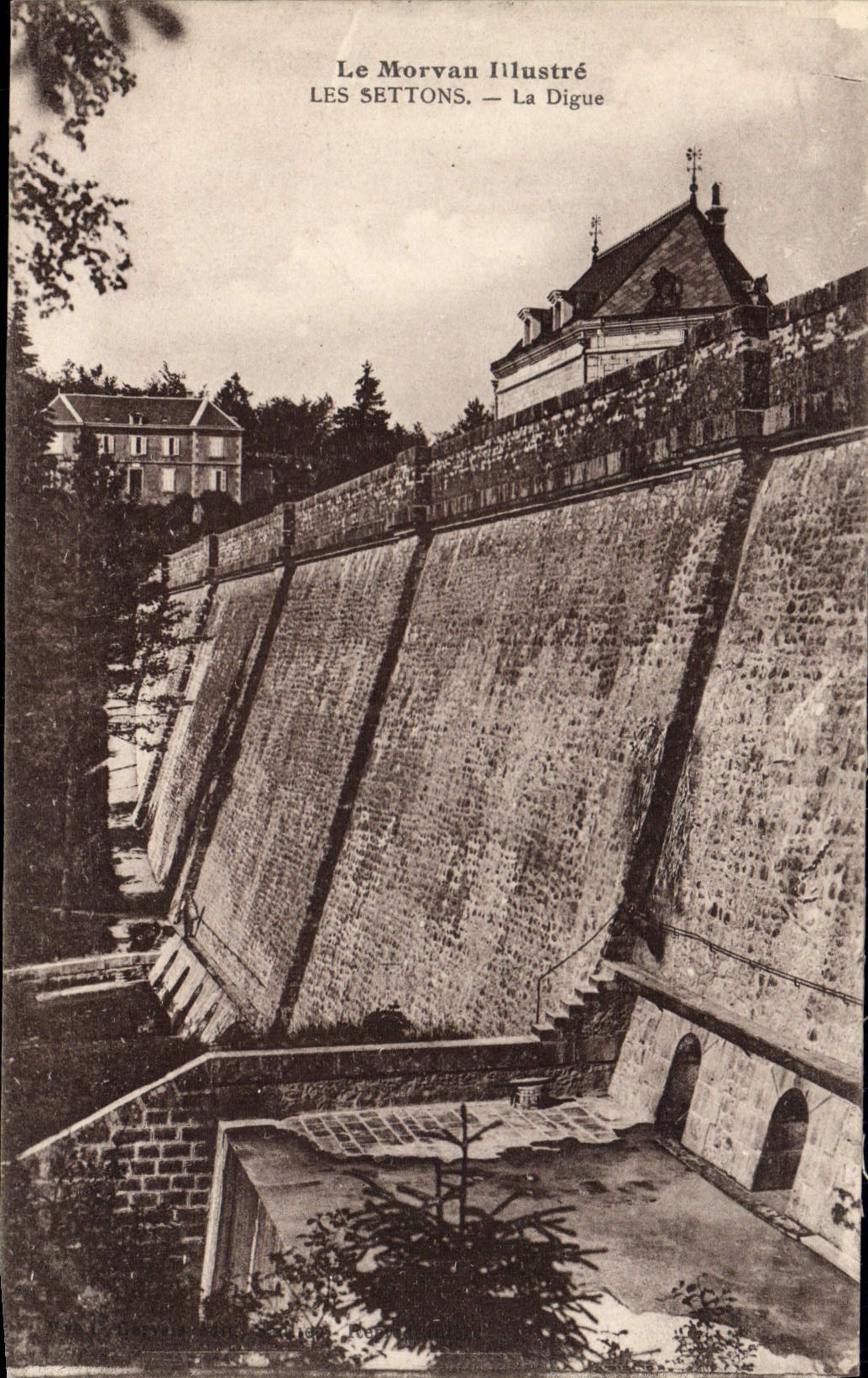 VINTAGE POSTCARD Settons the Dam