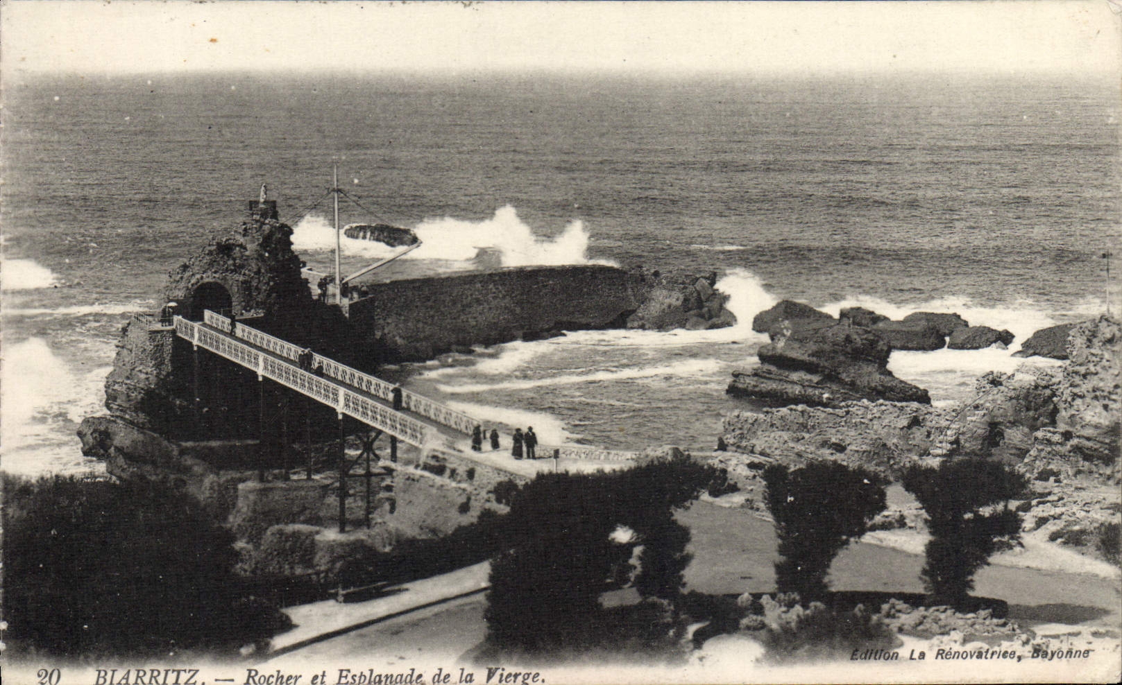 VINTAGE POSTCARD Biarritz Rock and Esplanade of the Virgin