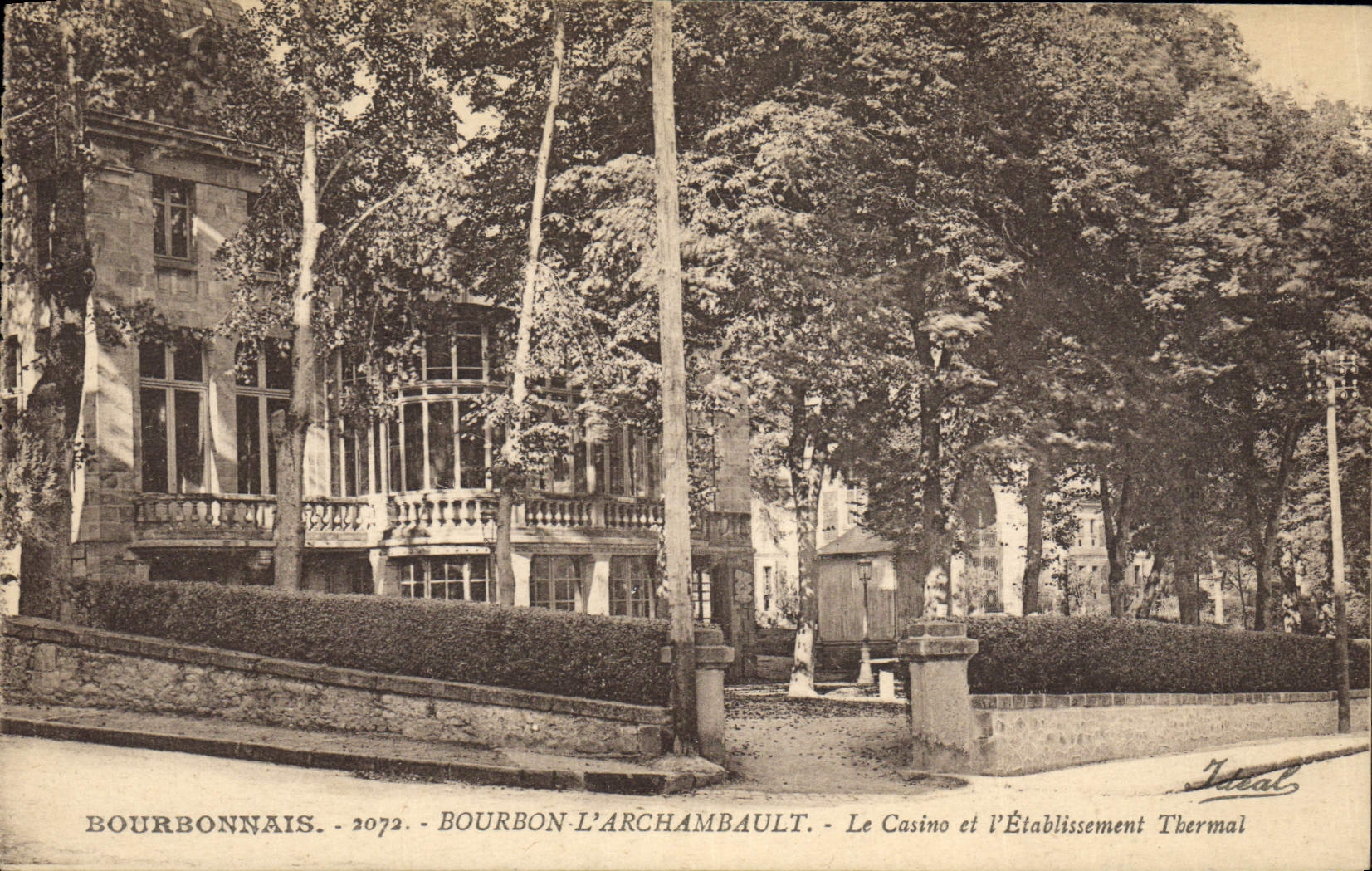 CPA Bourbonnais Bourbon L'Archambault Le casino et l'etablissement thermal