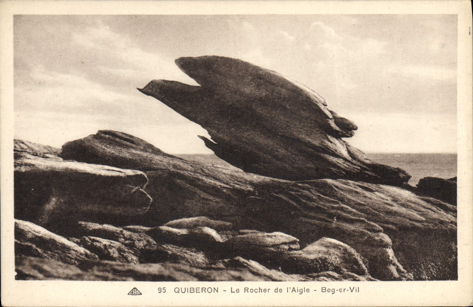 VINTAGE POSTCARD Quiberon the Rock of the Eagle