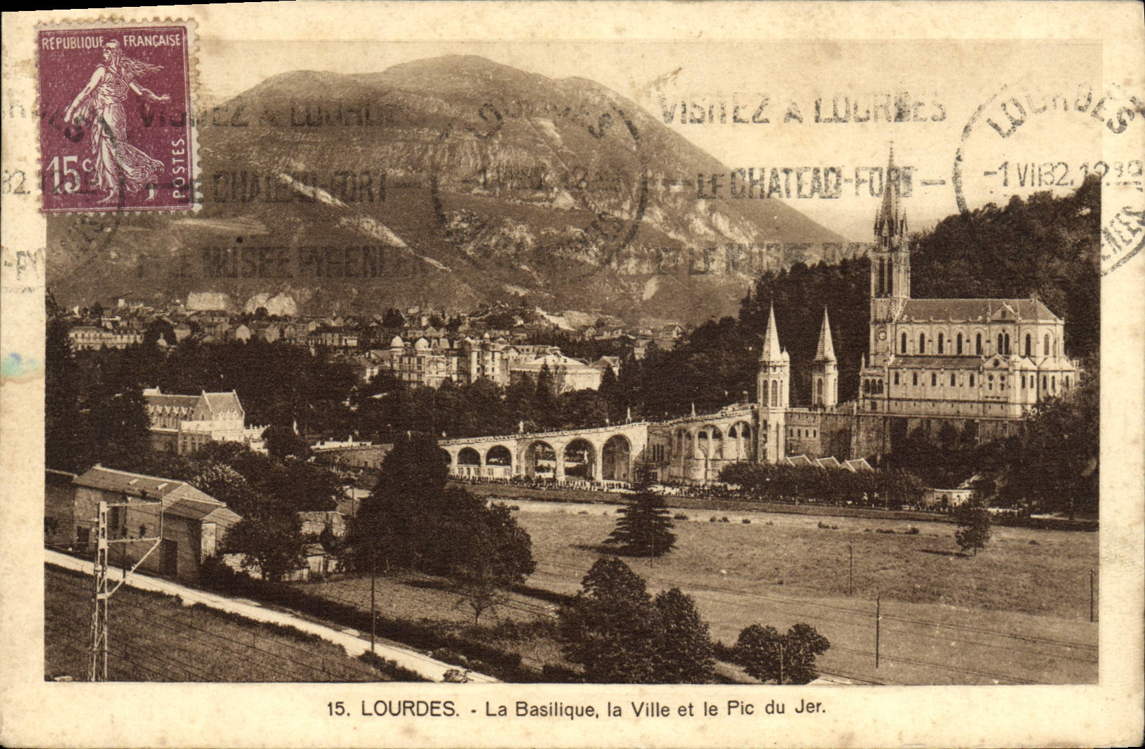 POSTAL de la VENDIMIA pesada la basílica la ciudad y el pico de Jer
