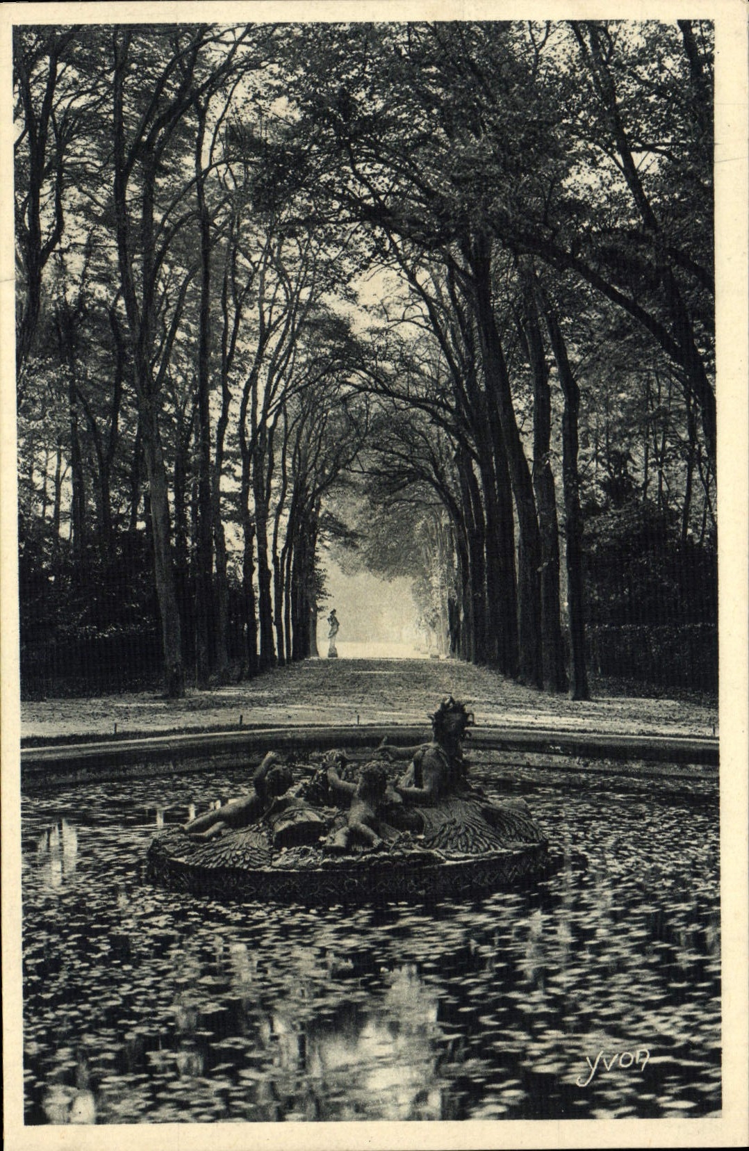 Los esplendores de la POSTAL de la VENDIMIA y los encantos del lavabo de Versalles de Ceres los jardines idos del verano