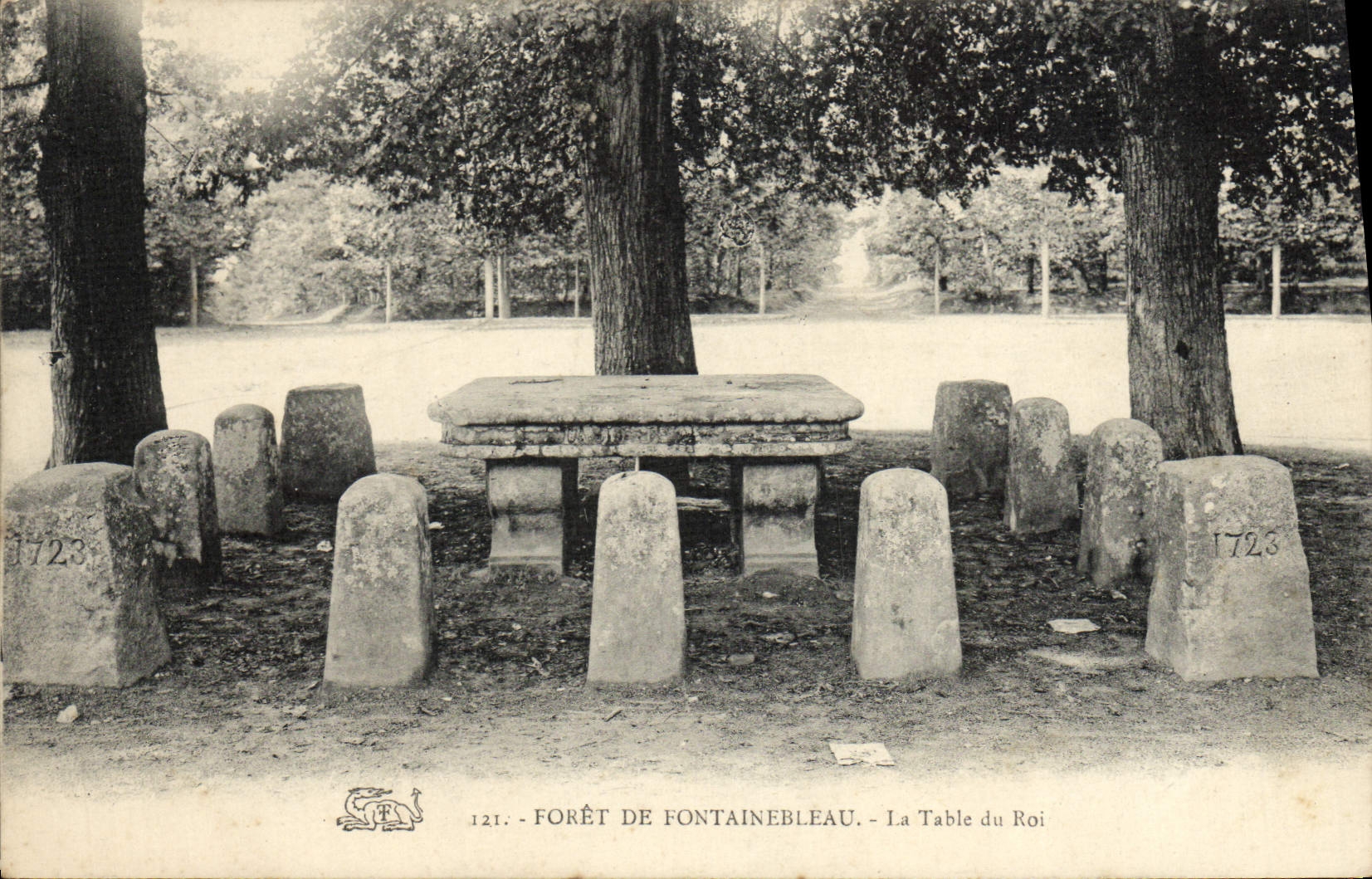 CPA Foret De Fontainebleau La table du roi