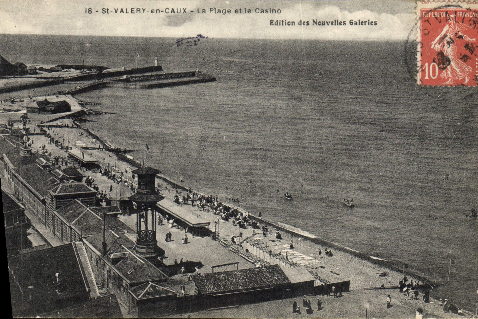 VINTAGE POSTCARD St Valery In Caux the Beach And the Casino