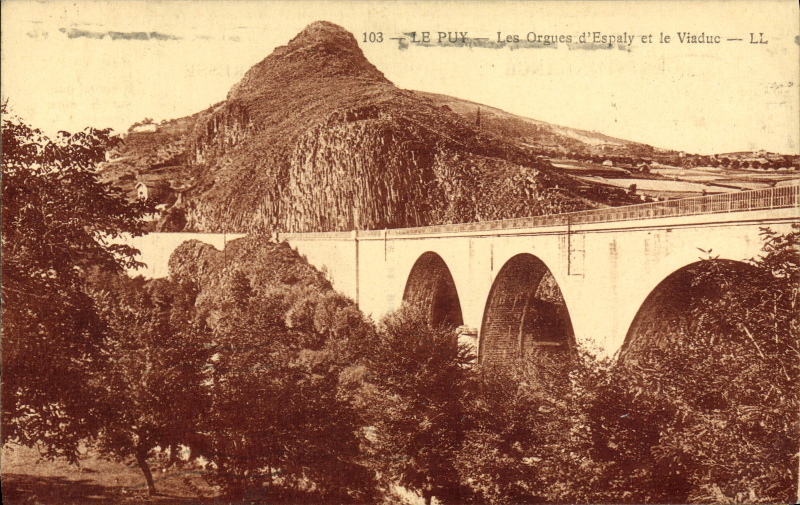 VINTAGE POSTCARD Puy the Organ D' Espaly And the Viaduct