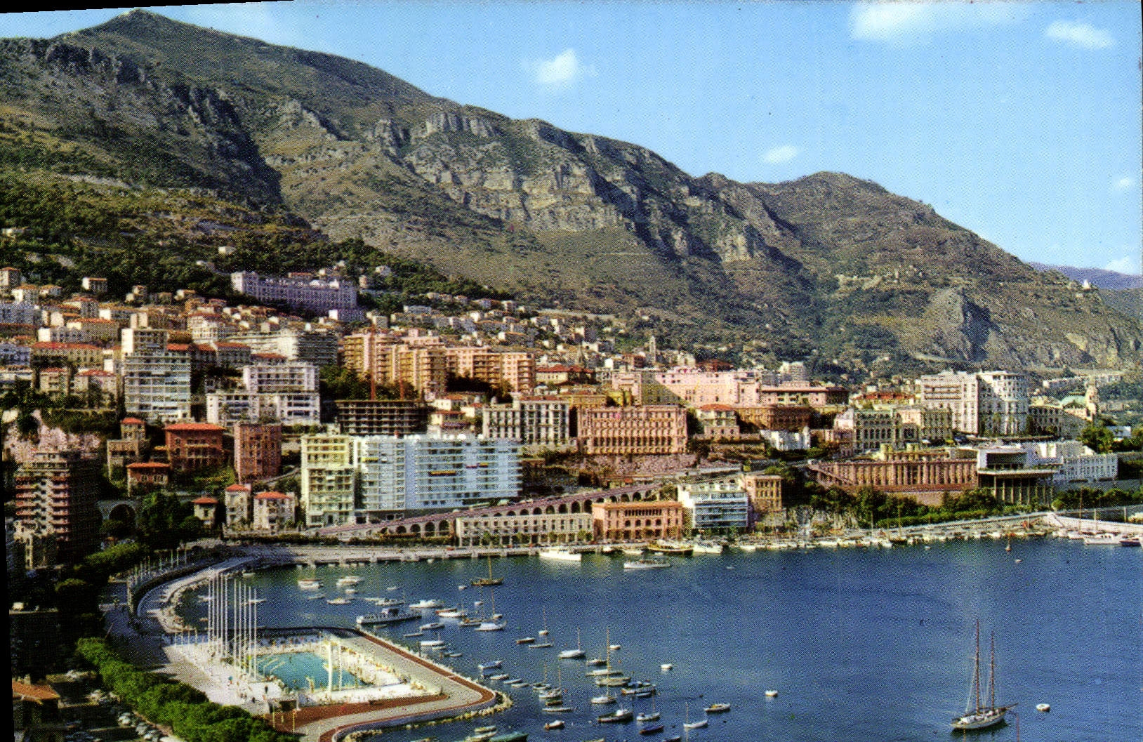 CPM Monte Carlo Le Port La Piscine