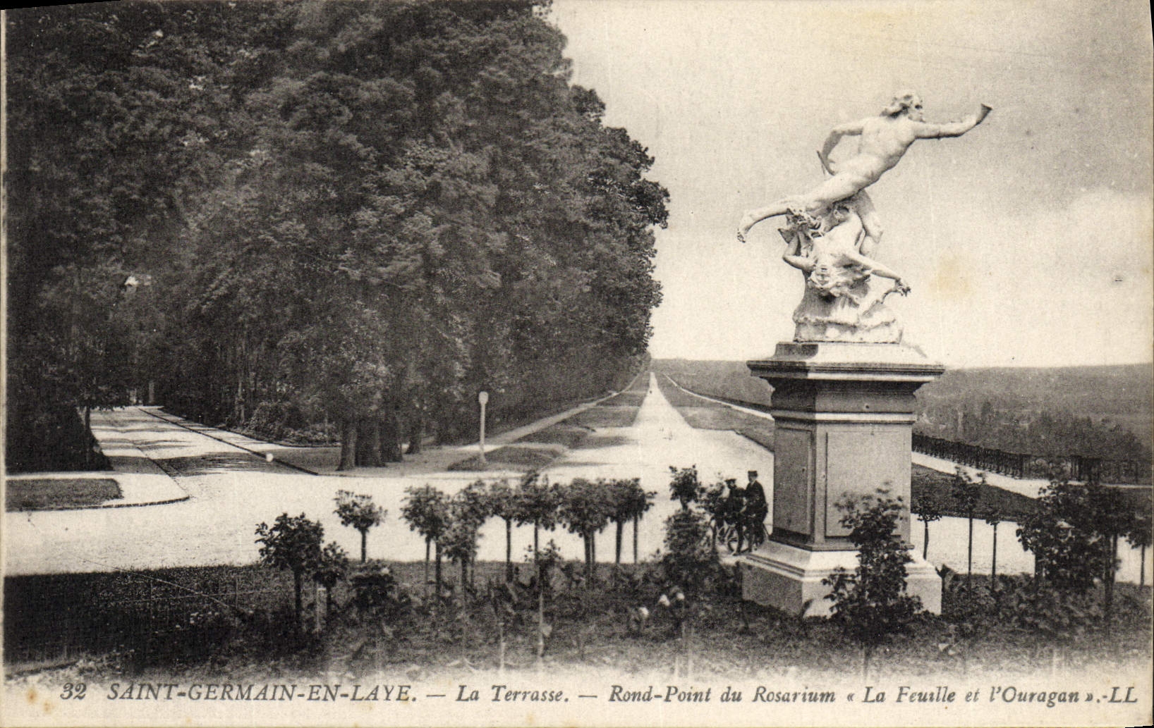 VINTAGE POSTCARD Saint Germain In Bush hammer the Terrace Round Not Of Rosarium the Sheet and the hurricane