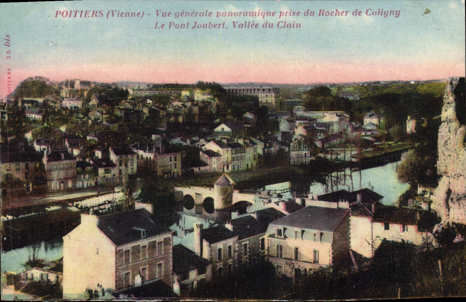 CPA Poitiers Vue generale panoramique prise du rocher de Coligny Le pont Joubert Vallee du Chain