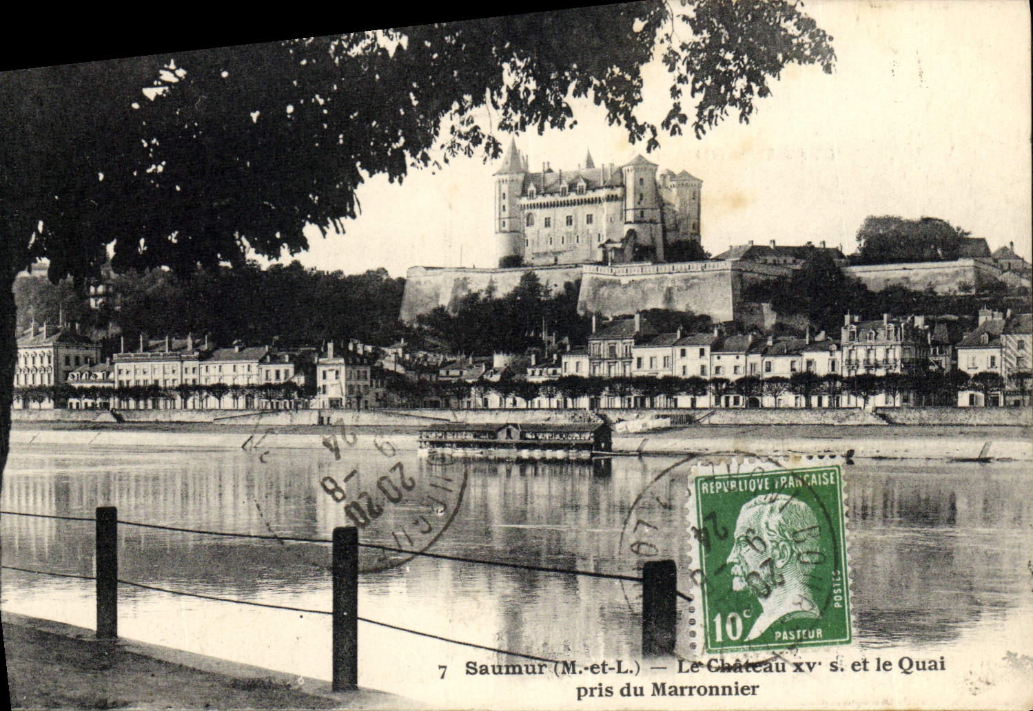 VINTAGE POSTCARD Saumur the castle and the quay taken of Marmoutier