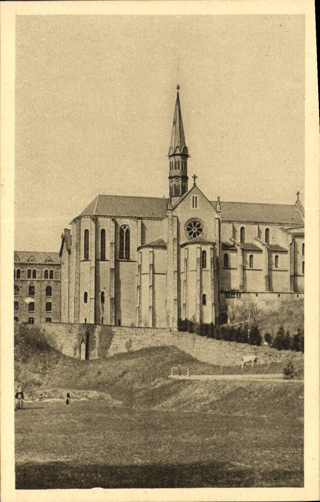 CPA Ste Marie De La Pierre Qui Vire Vue Sud Est