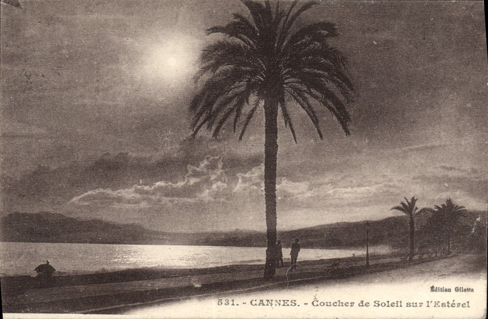 CPA Cannes Coucher De Soleil Sur I'Esterel