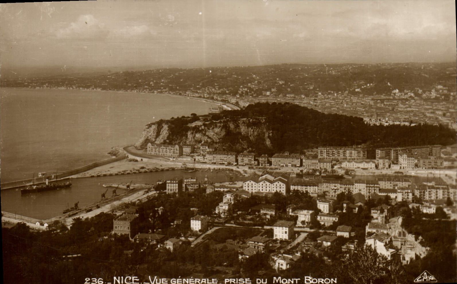 CPA Nice Vue Generale Prise Du Mont Boron