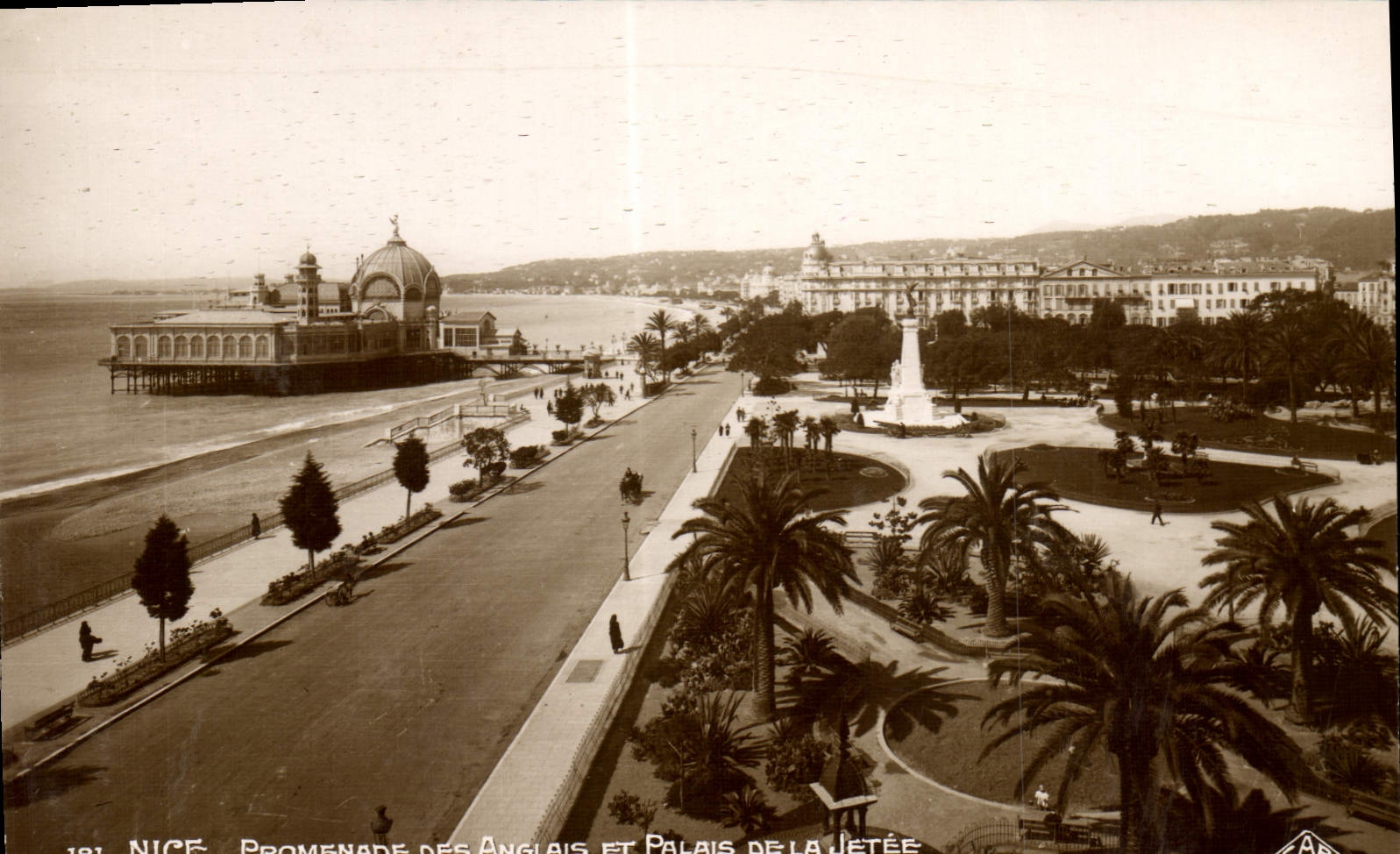 CPA Nice Promenade des Anglais et palais de la jetee