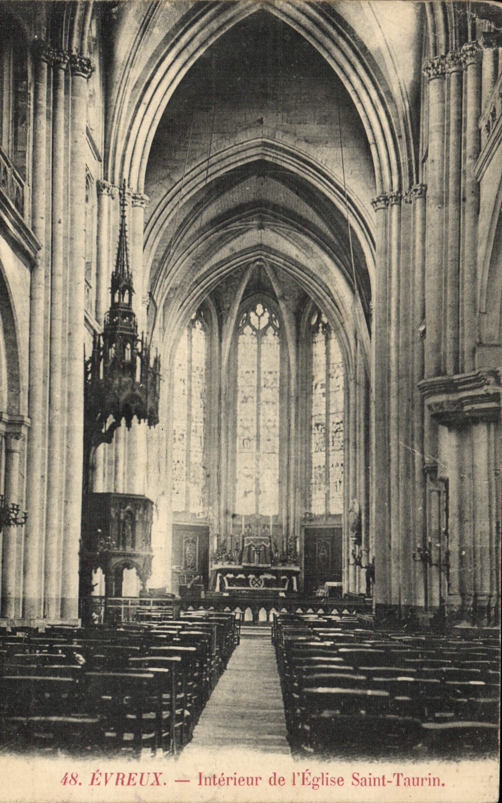 VINTAGE POSTCARD Interior Evreux De I' Eglise Taurin Saint