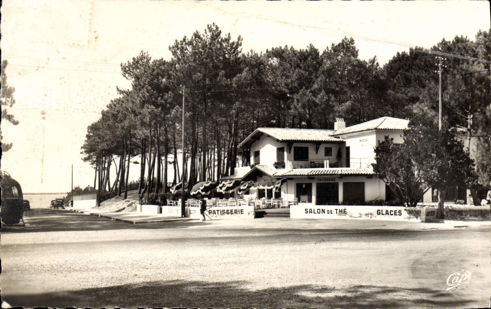 MODERN CARD Pilat Beach the Living room De With the Round Not