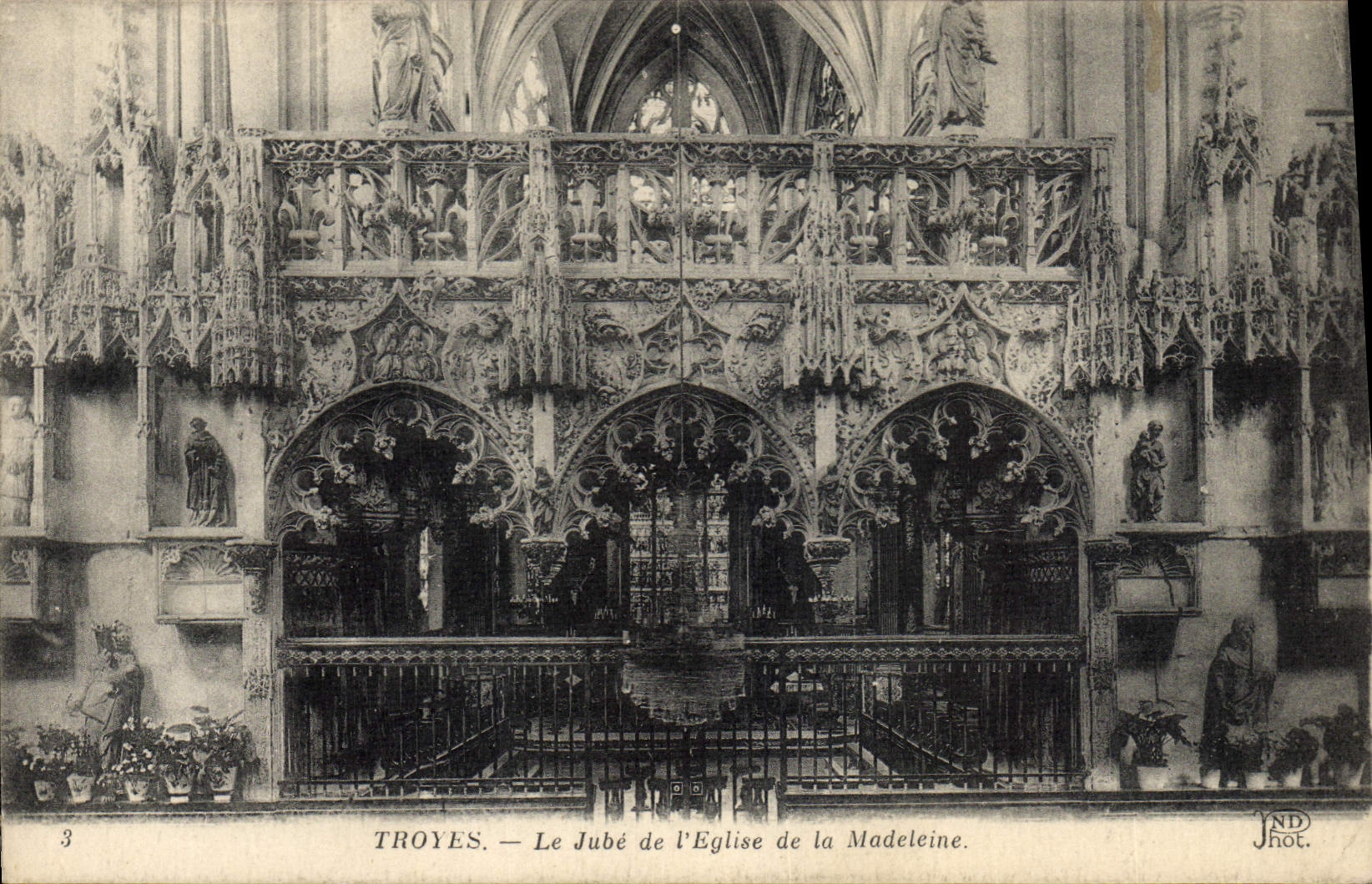 VINTAGE POSTCARD Troyes Jube De I' Eglise Of the Madeleine