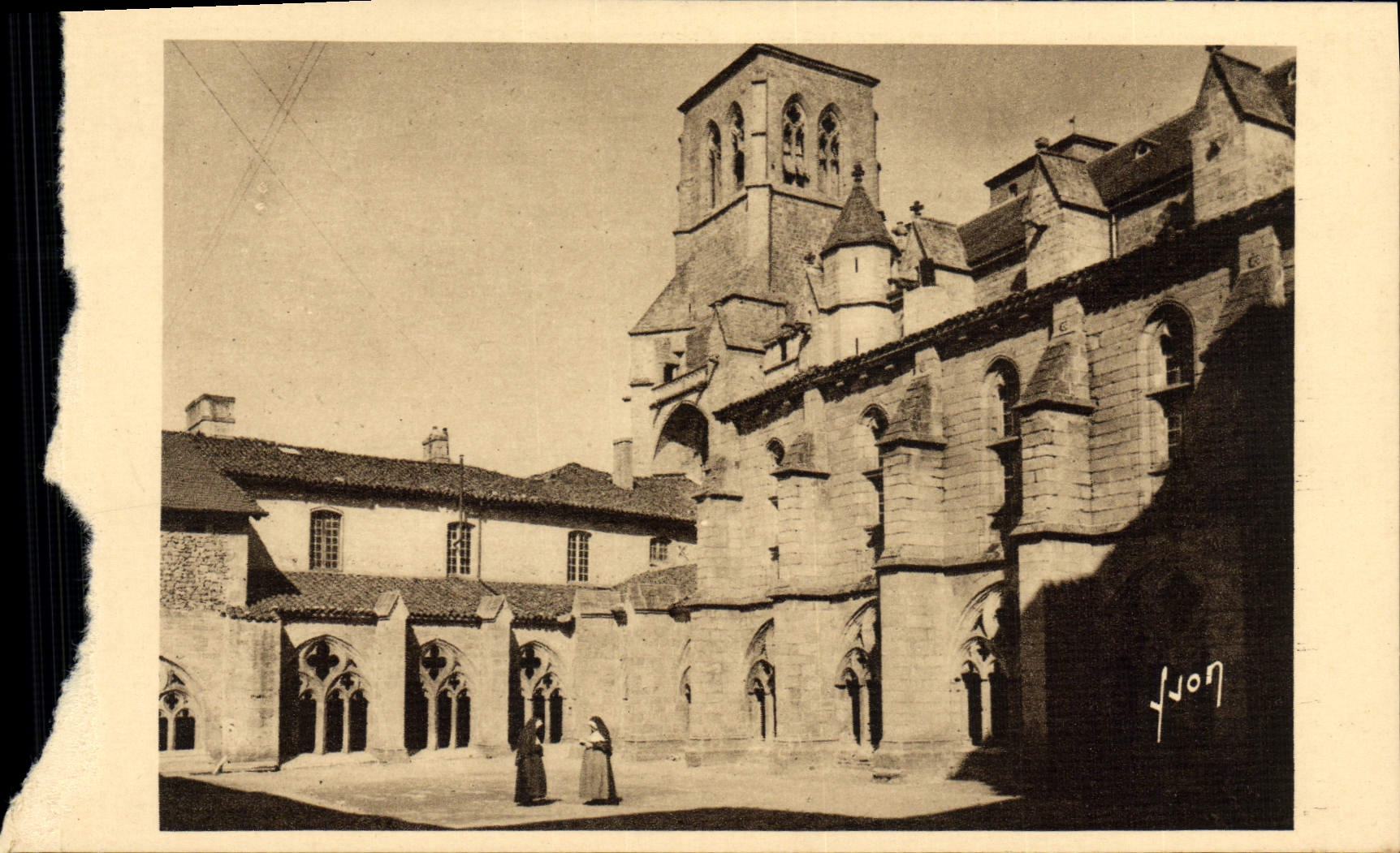 VINTAGE POSTCARD the Chair God the Abbey Court Of the Cloister