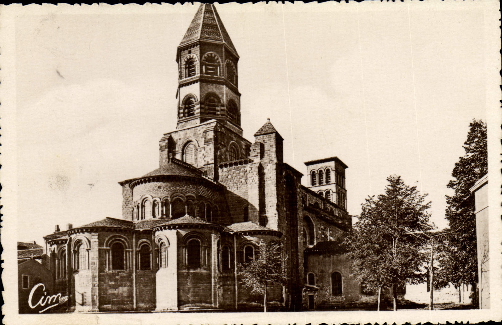 CPM Brioude Eglise Saint Julien De Brioude 