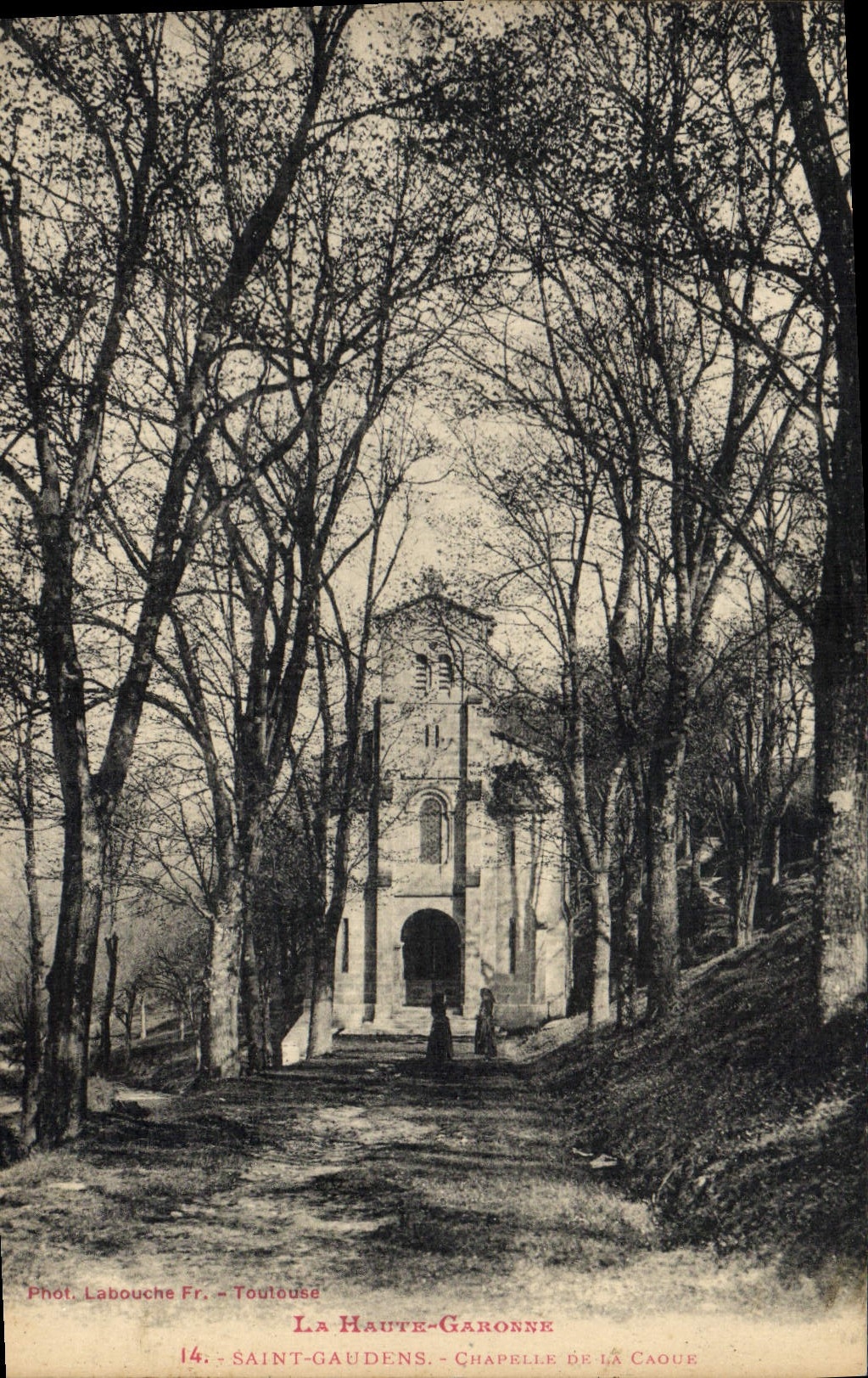 VINTAGE POSTCARD Holy Gaudens Vault of Caoue