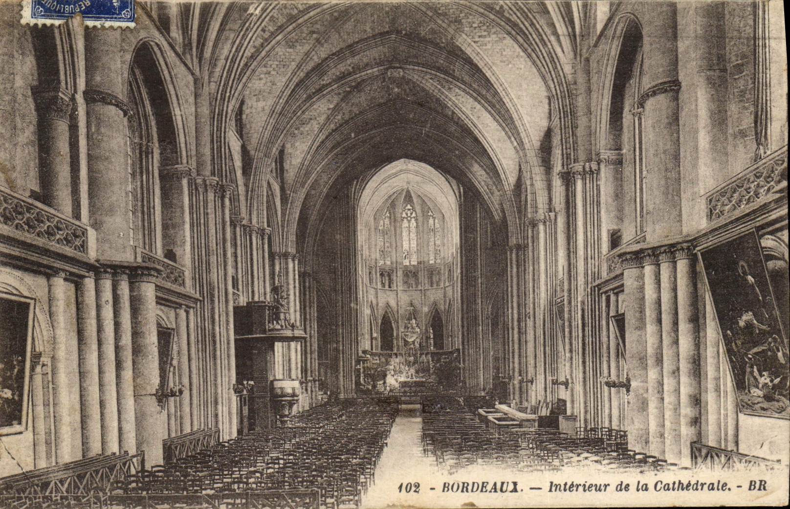 Burdeos interior de la POSTAL de la VENDIMIA de la catedral