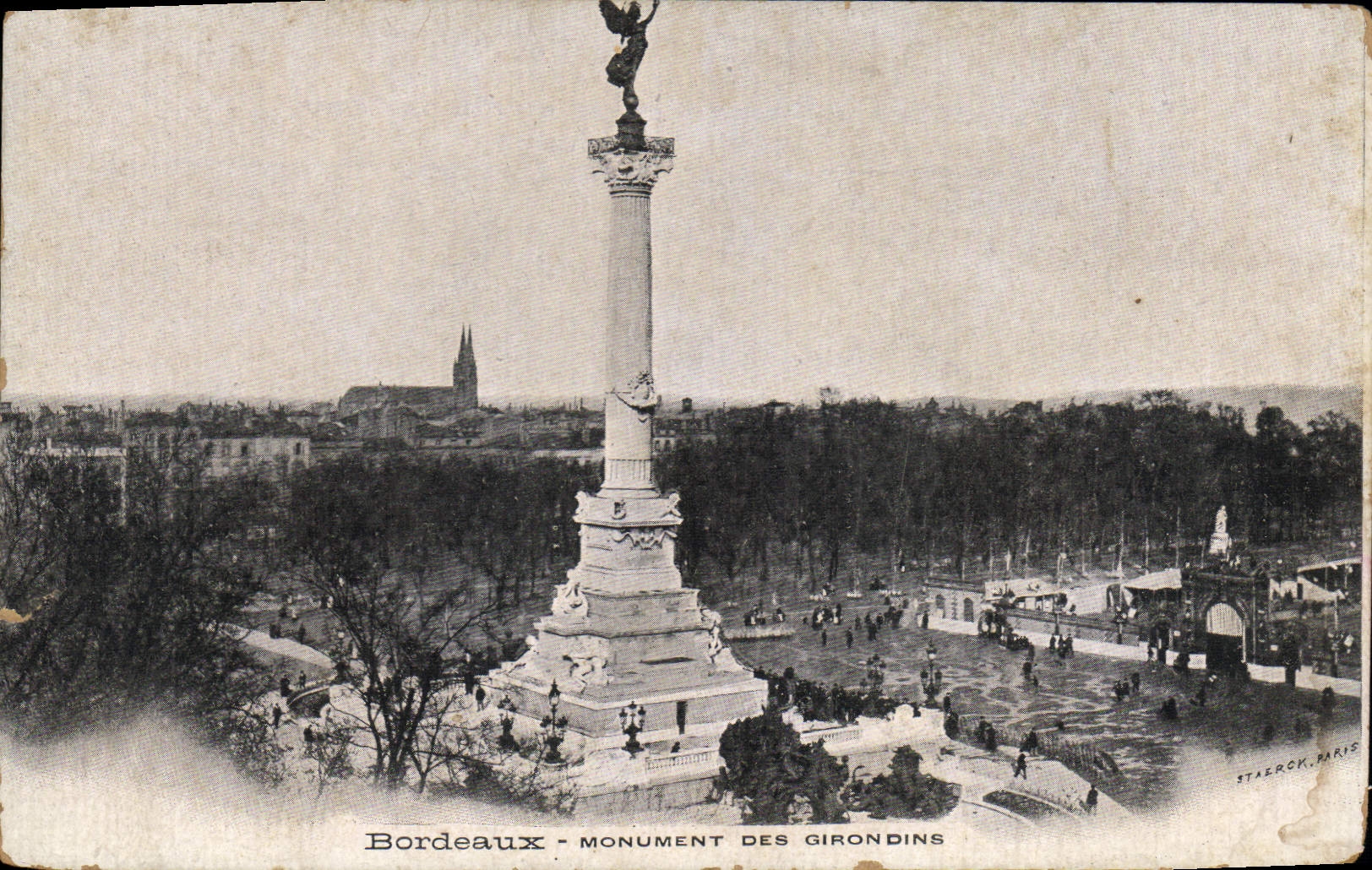 CPA Bordeaux Monument Des Girondins