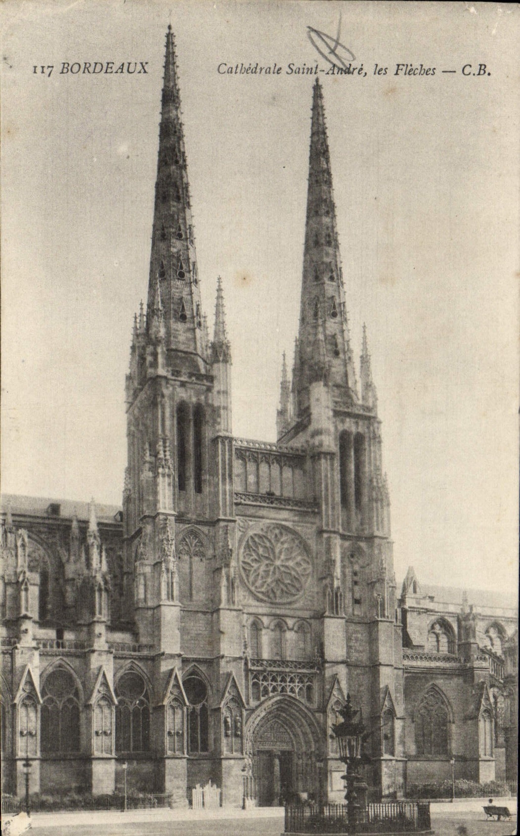 CPA Bordeaux Cathedrale Saint Andre Les Fleches