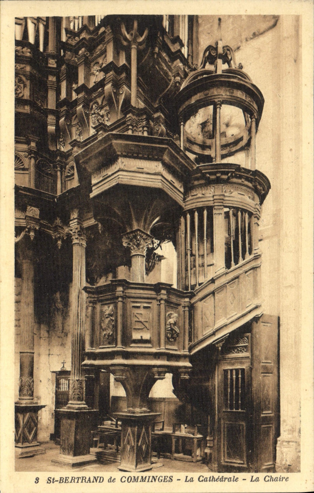 VINTAGE POSTCARD Cathedral of St Bertrand de Comminges the pulpit