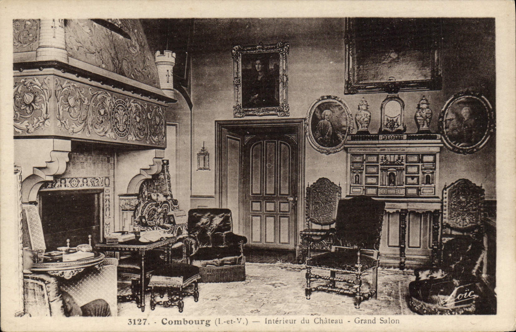 VINTAGE POSTCARD Interior Combourg of Castle Large living room