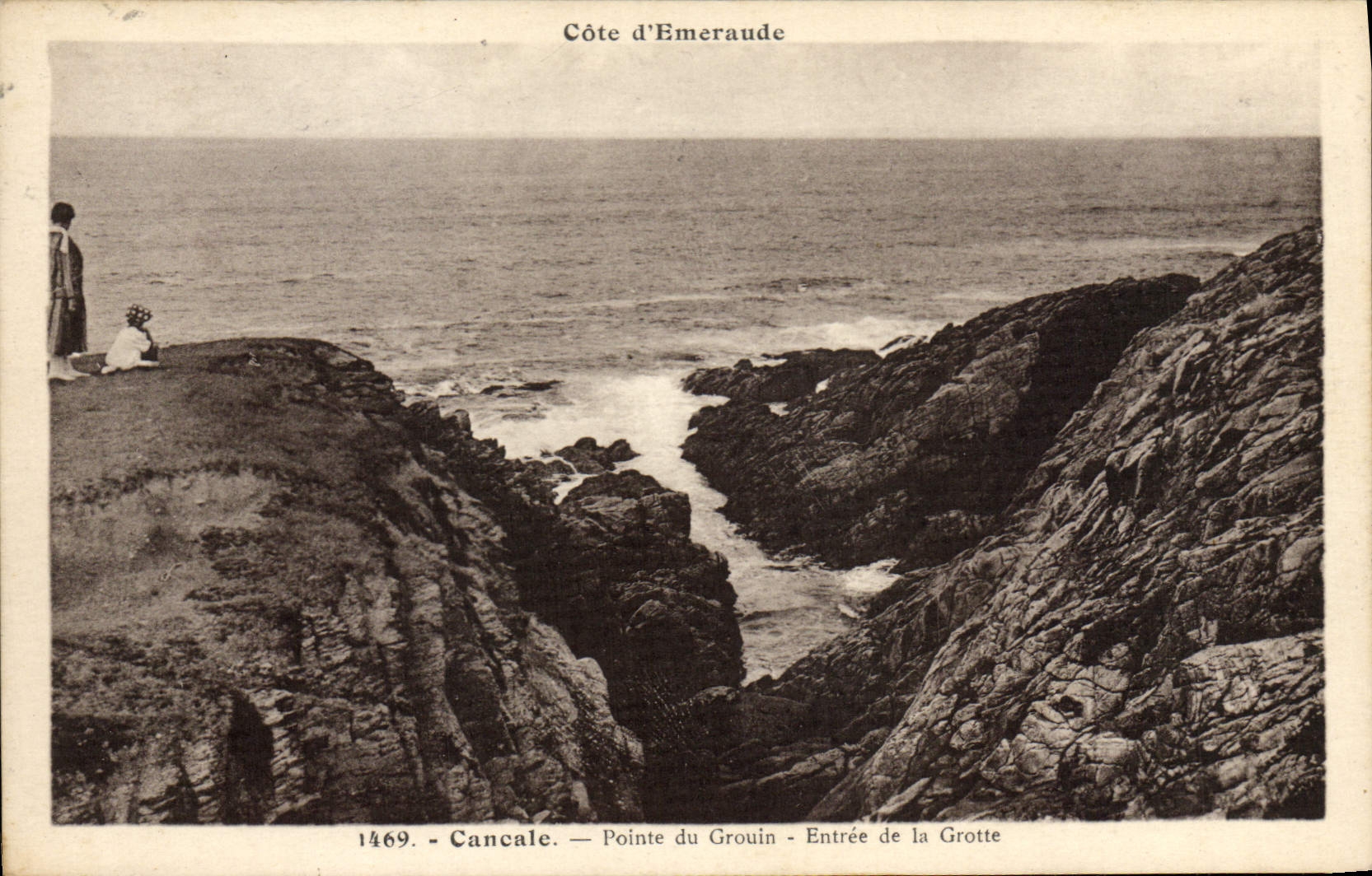 CPA Cancale Pointe du Grouin Entree de la grotte