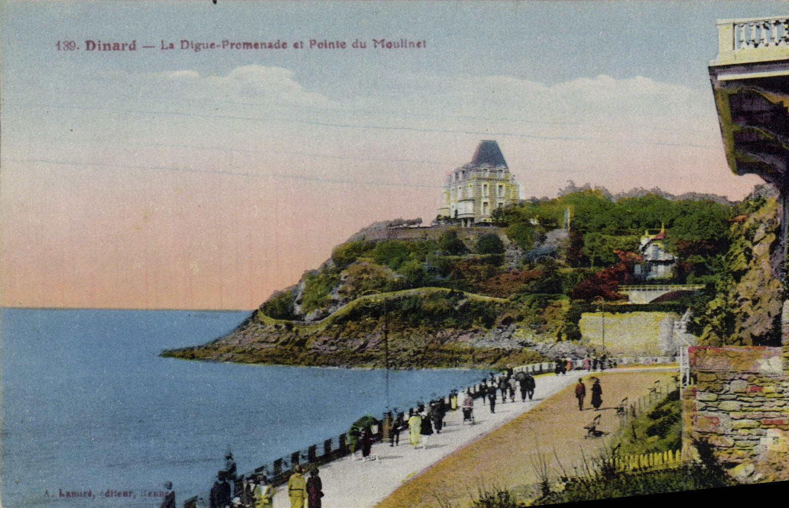 CPA Dinard La digue promenade et pointe du Moulinet