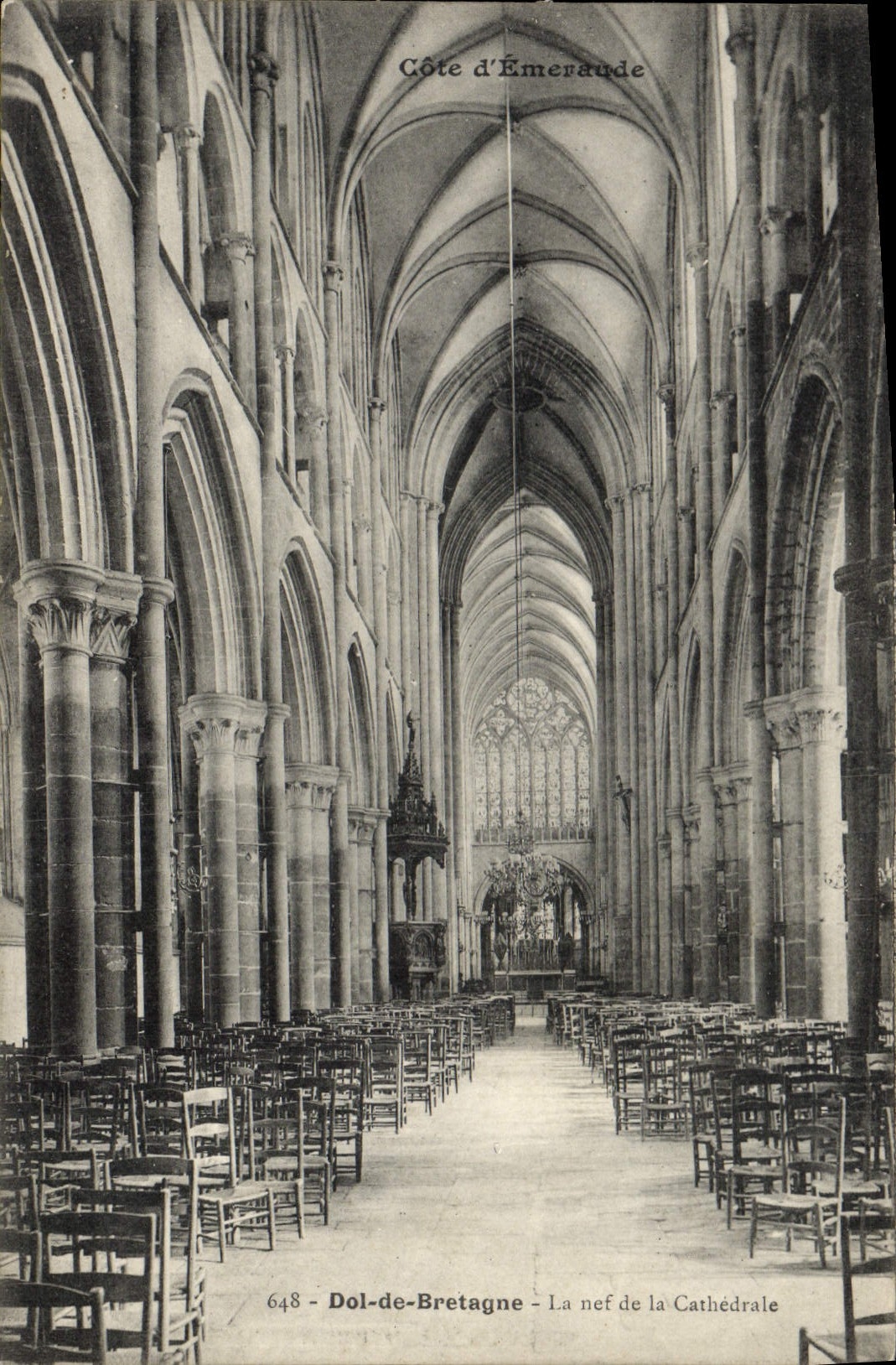 VINTAGE POSTCARD Fraud of Brittany the Nave of the Cathedral