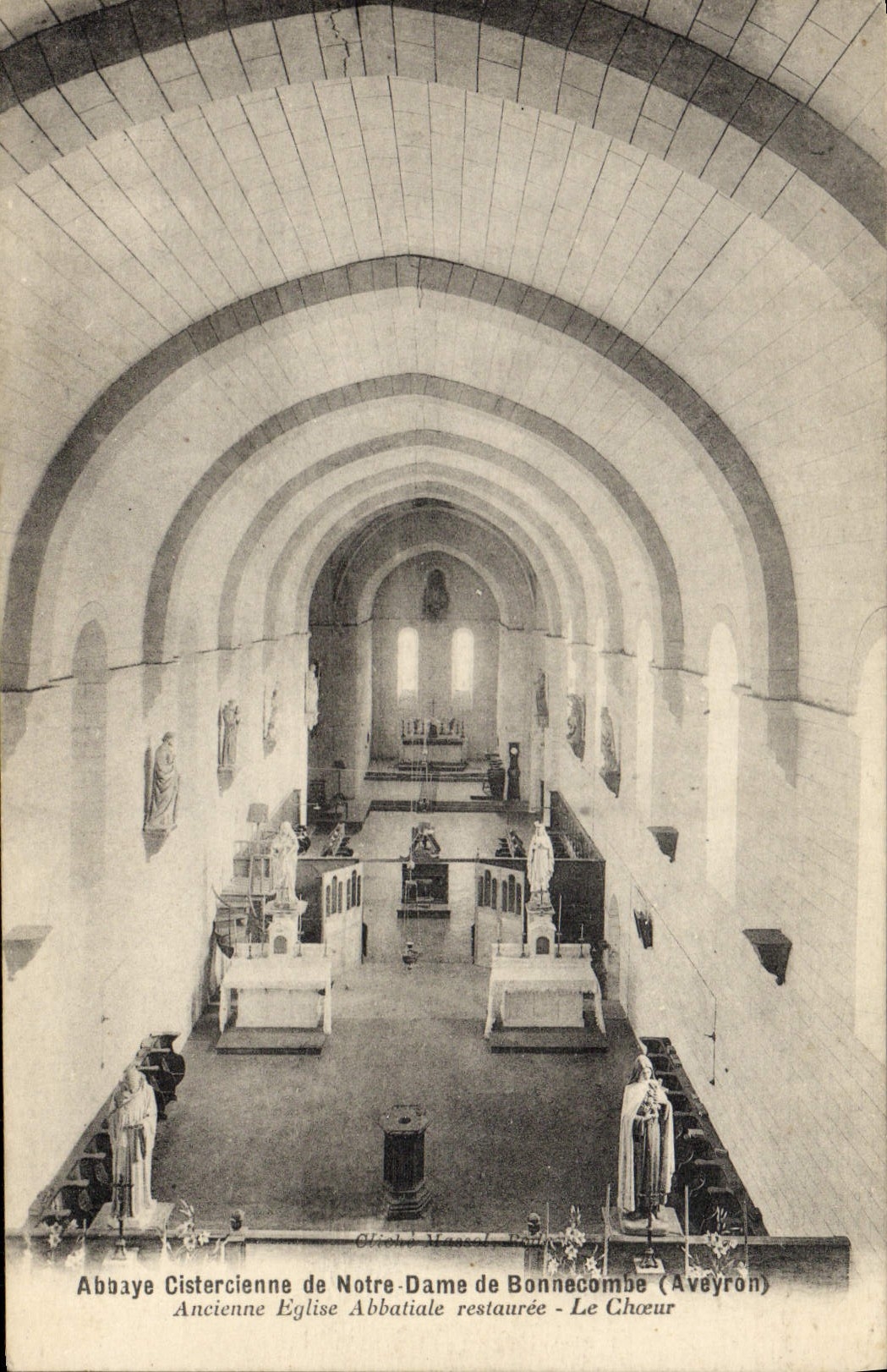 VINTAGE POSTCARD Cistercian abbey of Notre Dame de Bonnecombe Old abbey church restauree chorus