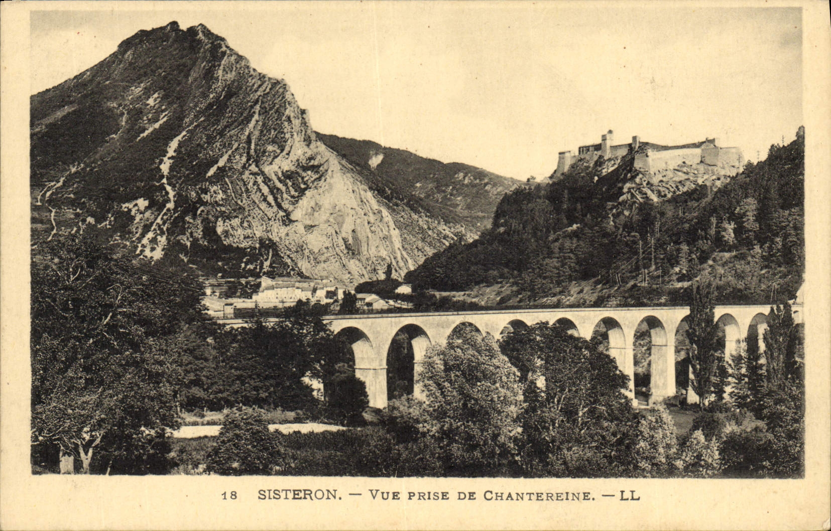 VINTAGE POSTCARD Sisteron Seen from De Chantereine