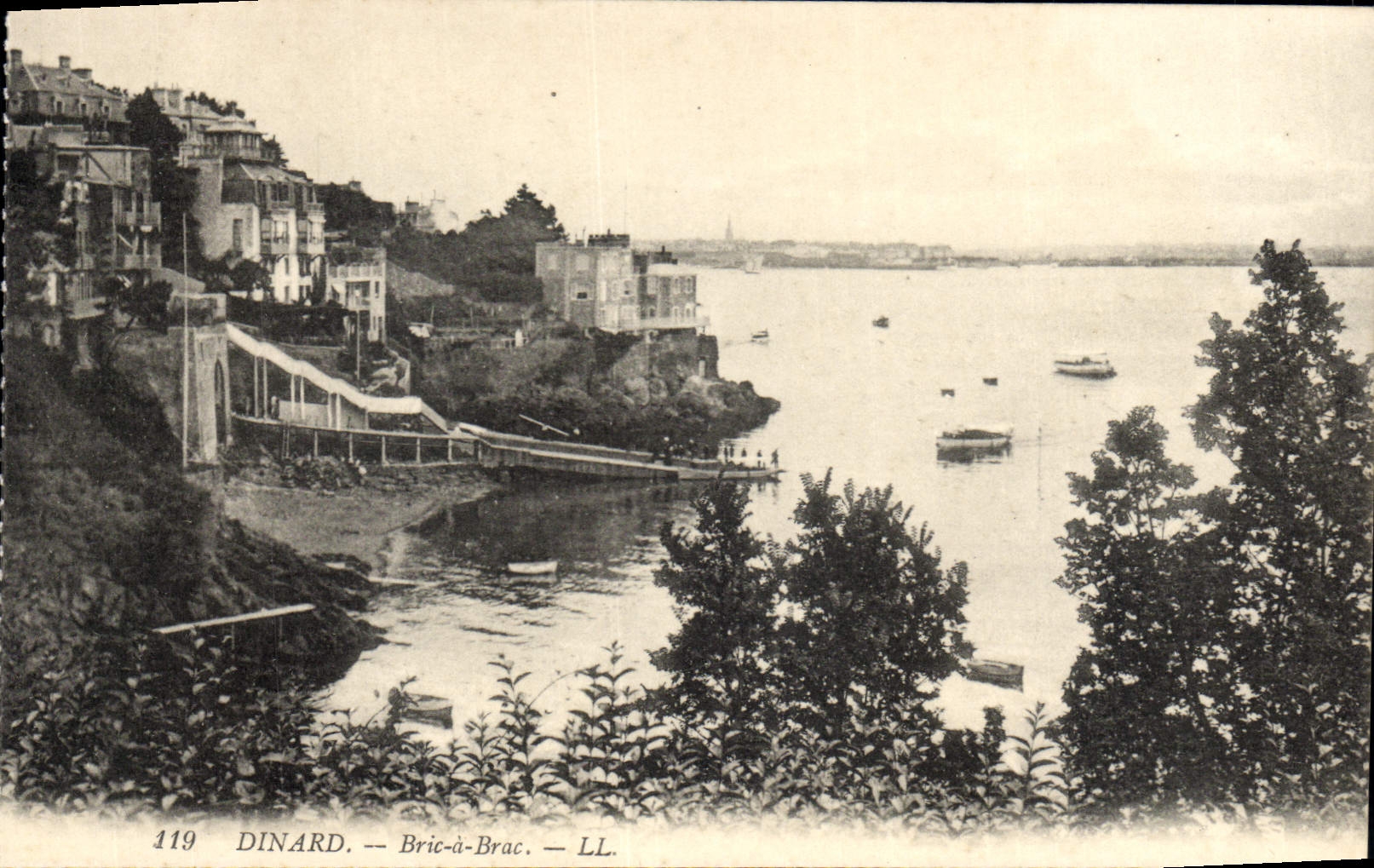 CPA Dinard Bric a Brac