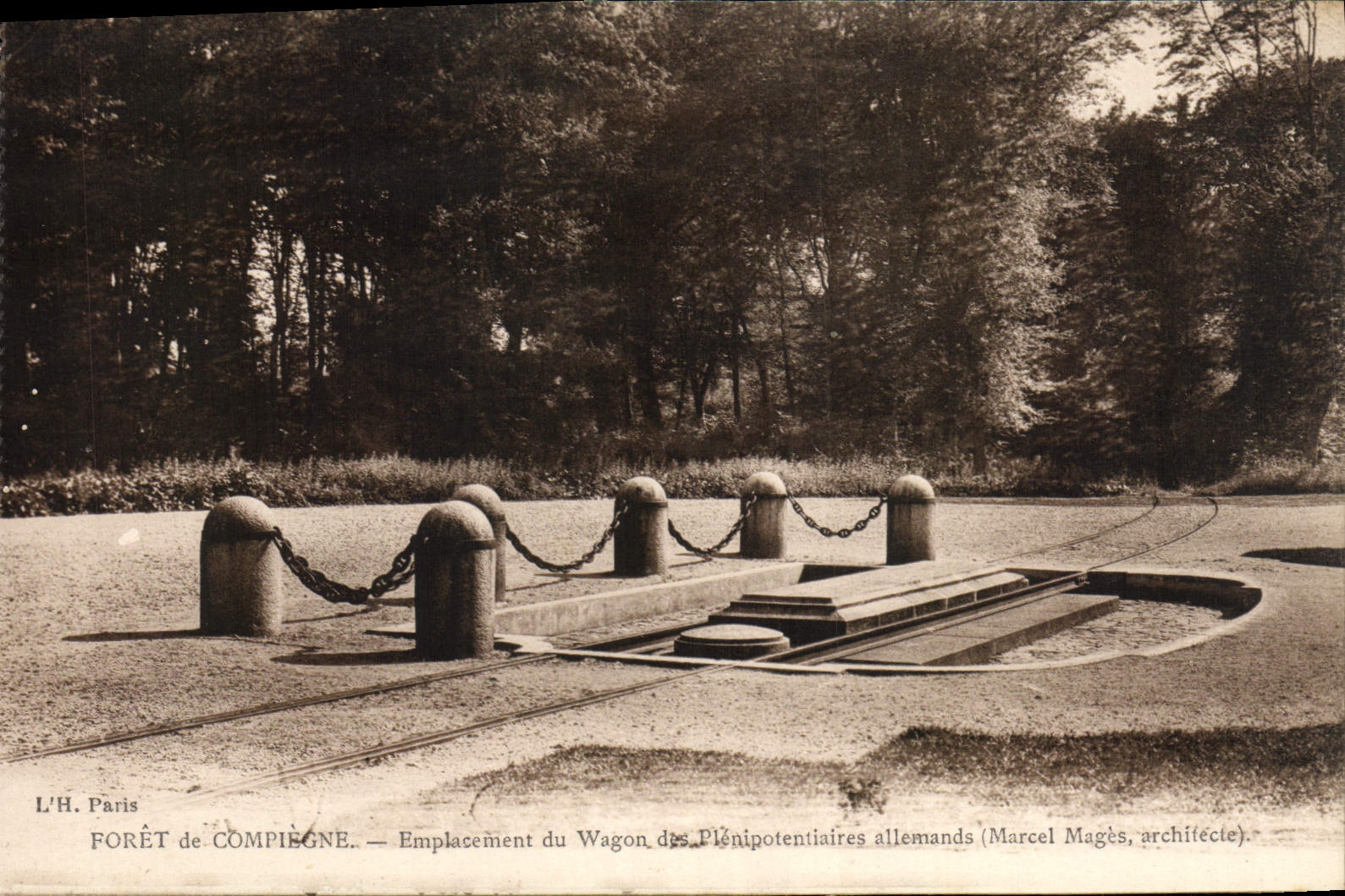 Taladro de la POSTAL de la VENDIMIA del sitio de Compiegne del coche