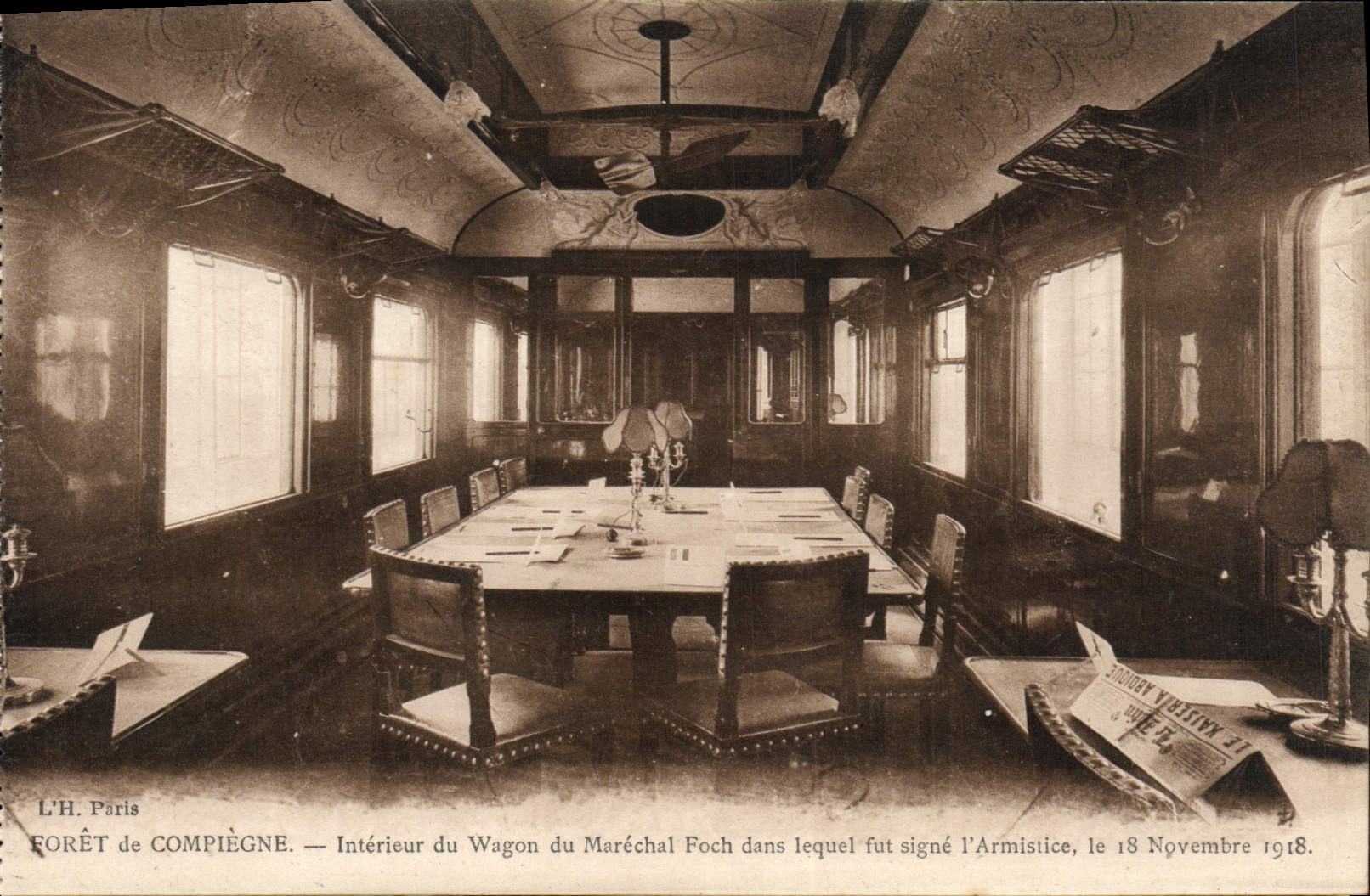 Taladro de la POSTAL de la VENDIMIA de Compiegne interior del coche del mariscal de Foch
