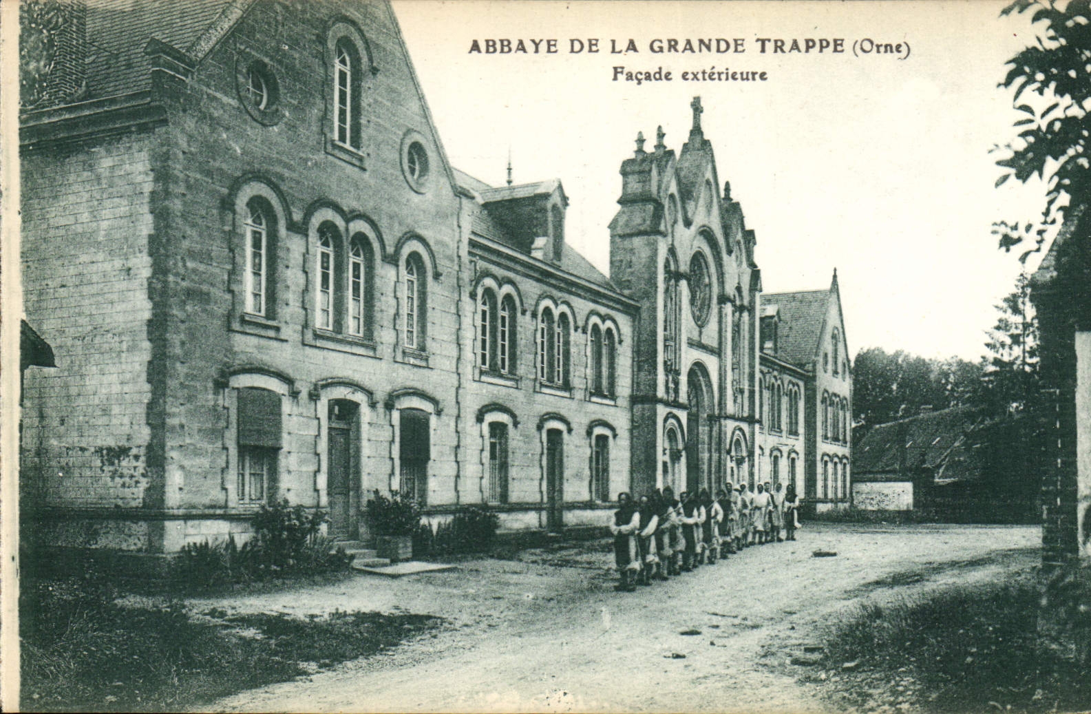 Abadía de la POSTAL de la VENDIMIA de la fachada grande del exterior de la puerta de trampa