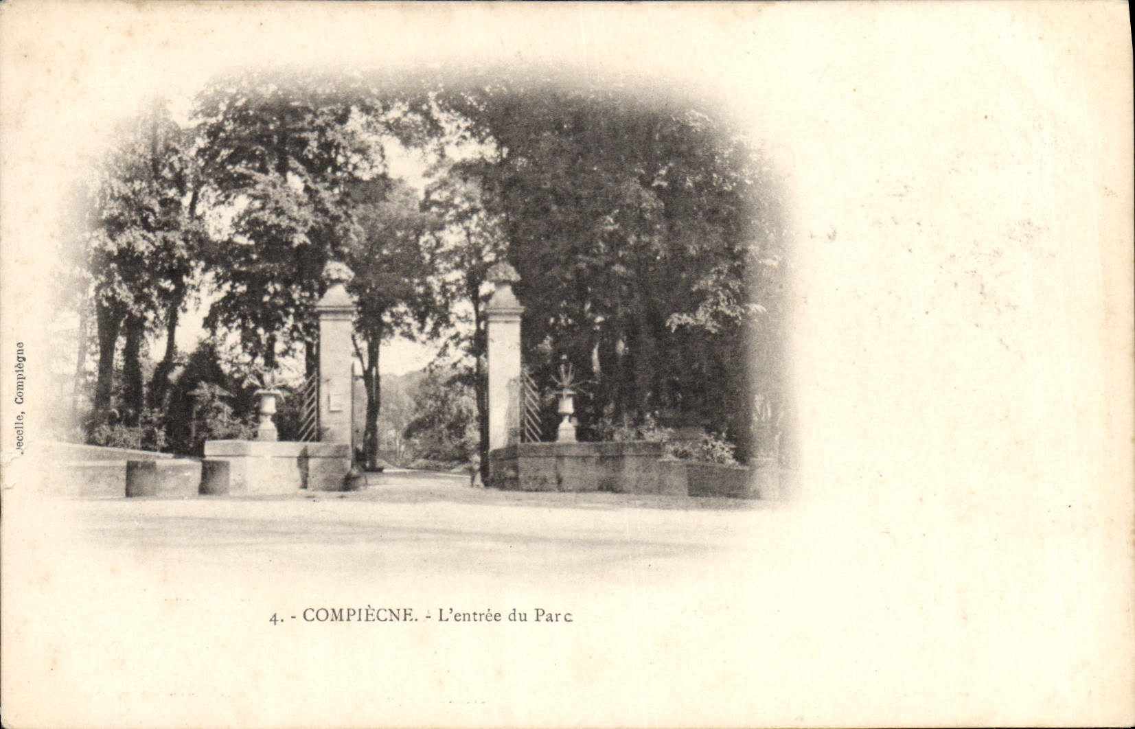 POSTAL Compiegne de la VENDIMIA la entrada del parque