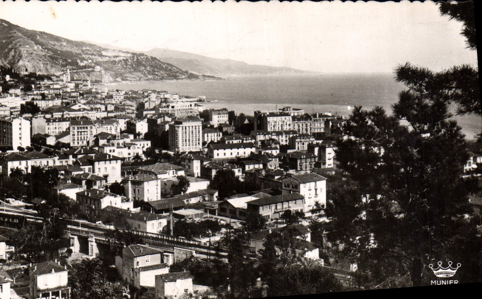 CPM Menton Vue Generale