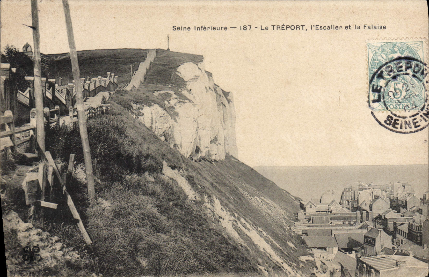 CPA Le Treport L'Escalier et la Falaise