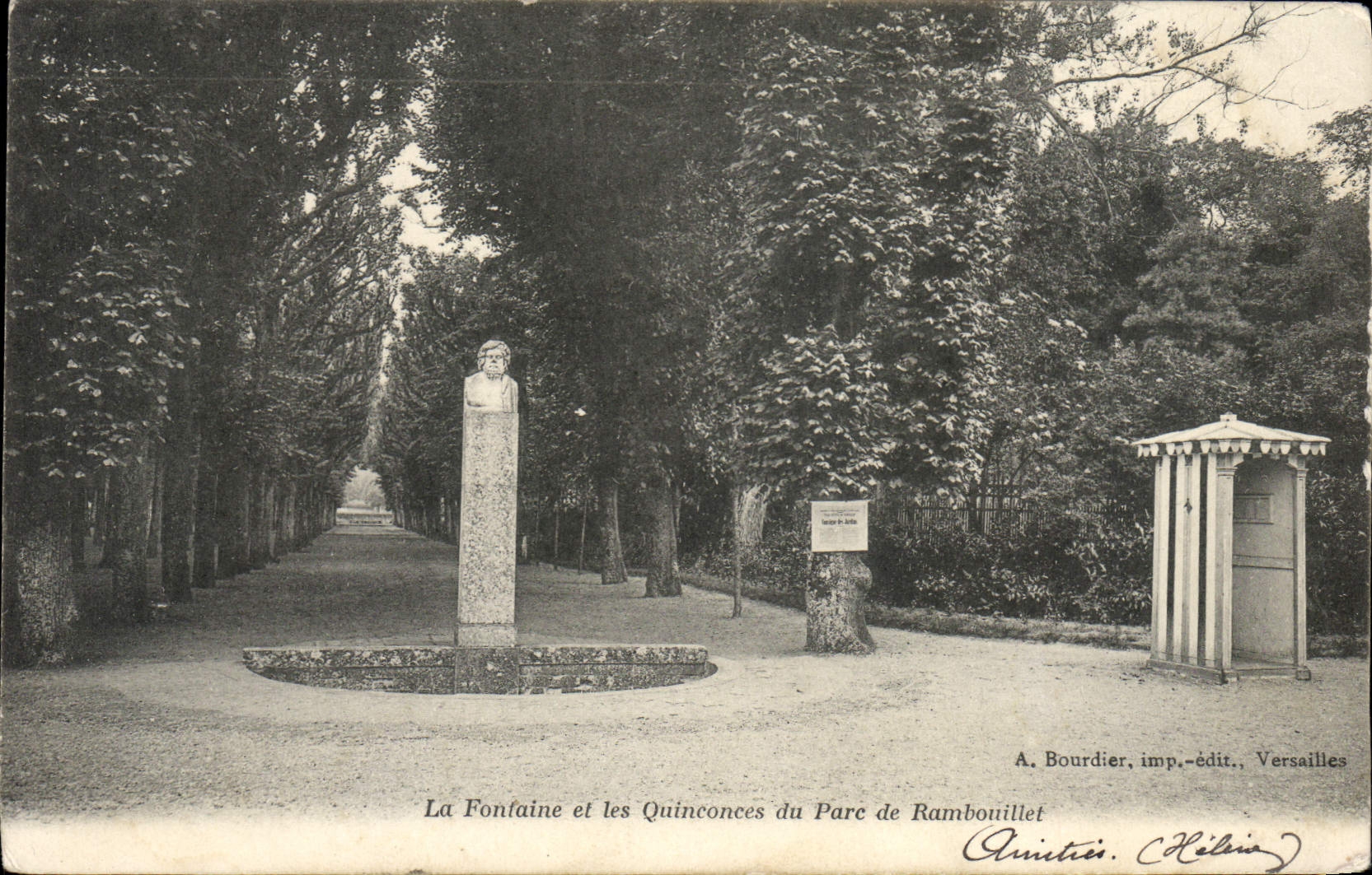 VINTAGE POSTCARD the Fountain and Quincunxes of the Park of Rambouillet