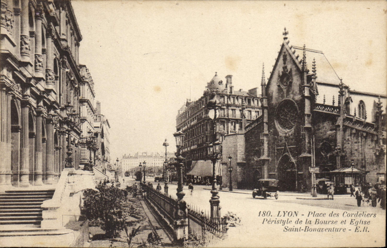 Lugares de Lyon de la POSTAL de la VENDIMIA de Cordeliers Peristyle de la bolsa de acción y del Eglise Buenaventura Saint